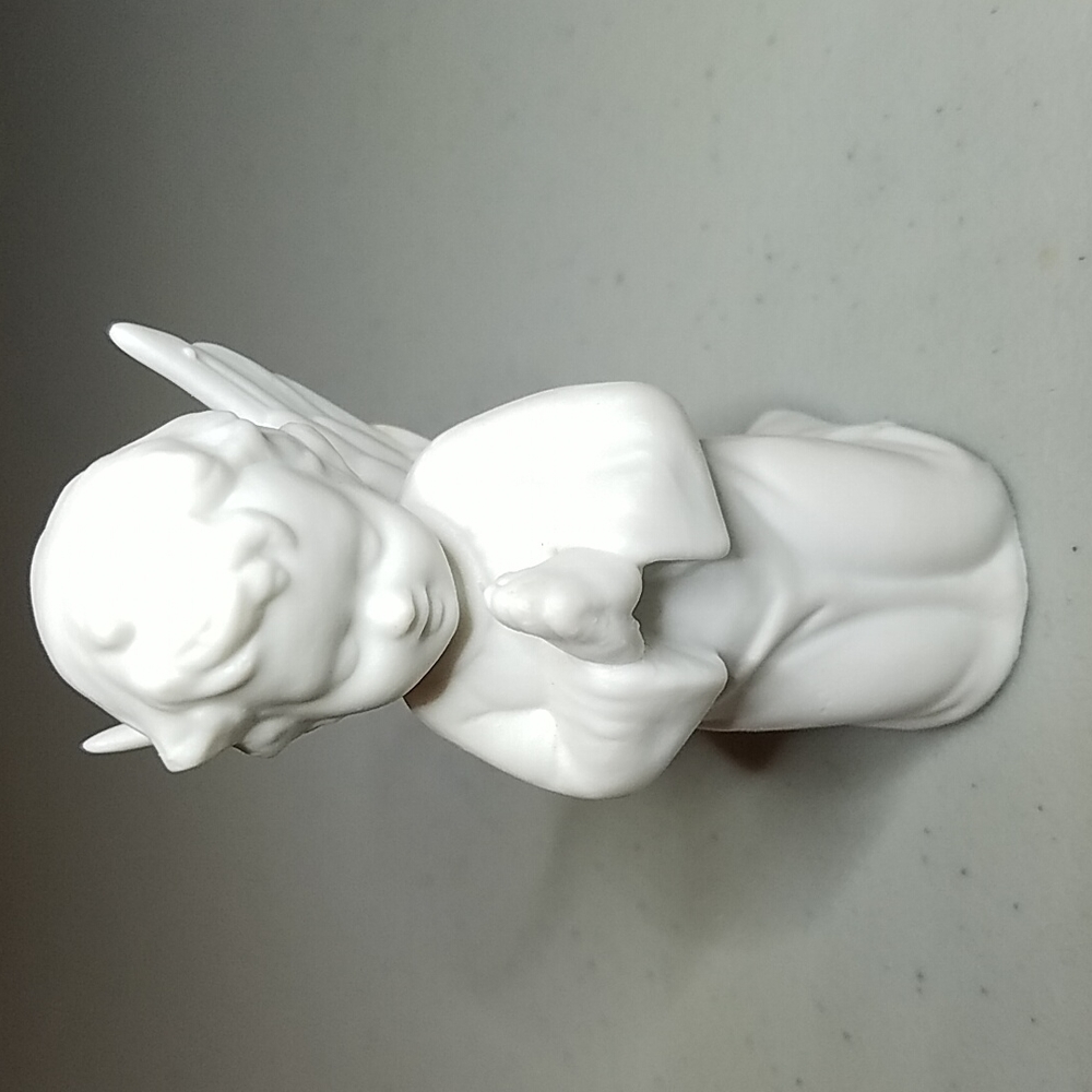 Vagnozzi White Ceramic Child Cherub Angel figurine - Picture 1 of 7